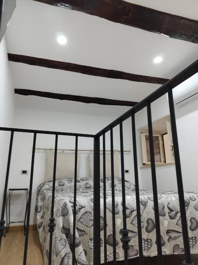 Il Rifugio Del Conte Apartment Napoli Exterior foto